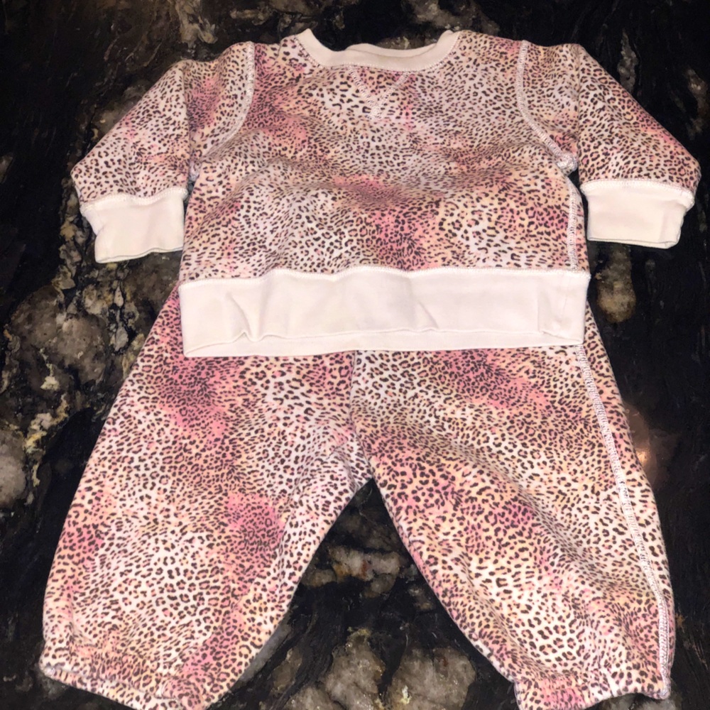 18 mo children’s place sweatshirt, sweatpant- kids